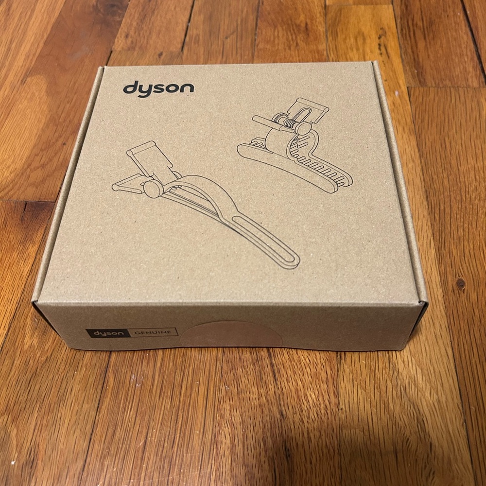 Dyson hair clips